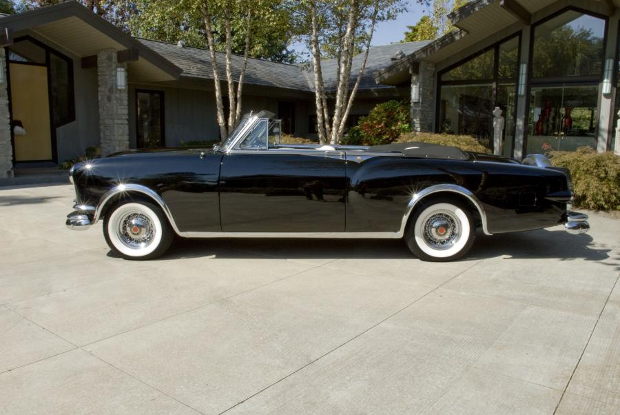  Packard Caribbean Convertible Black 1953 года  (фото 5 из 8)